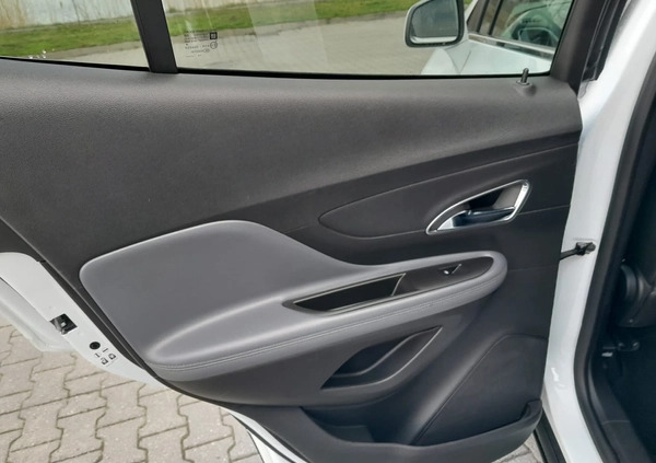Opel Mokka cena 38500 przebieg: 152148, rok produkcji 2015 z Andrychów małe 137